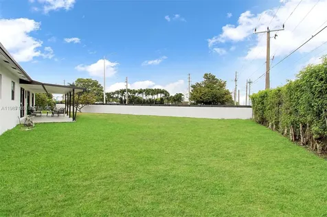 13615 SW 72nd Terrace Miami FL 33183