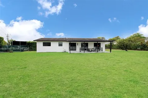13615 SW 72nd Terrace Miami FL 33183