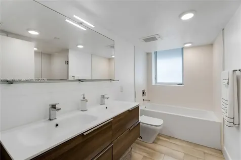 9261 E Bay Harbor Drive Bay Harbor Islands FL 33154