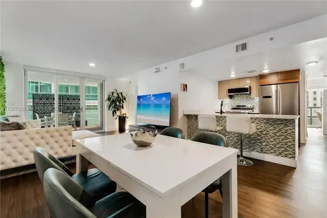 9261 E Bay Harbor Drive Bay Harbor Islands FL 33154