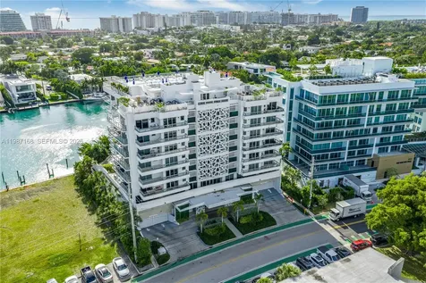 9261 E Bay Harbor Drive Bay Harbor Islands FL 33154