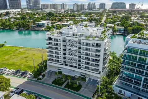 9261 E Bay Harbor Drive Bay Harbor Islands FL 33154