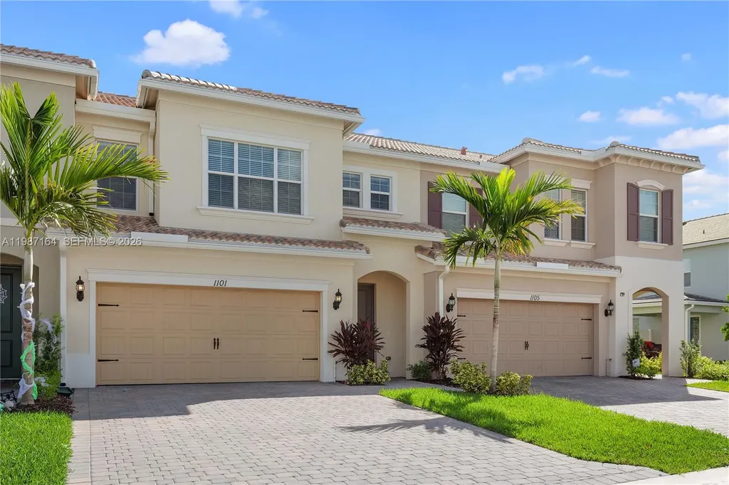 1101 Banyan Drive Hollywood FL 33021