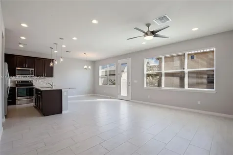 1101 Banyan Drive Hollywood FL 33021