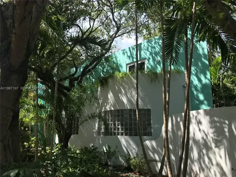 3151 Freeman Street Miami FL 33133
