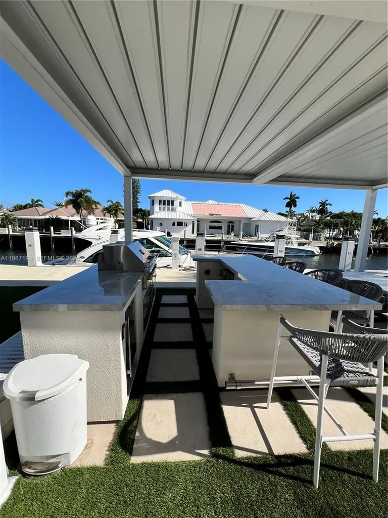 5510 Bayview Drive Fort Lauderdale FL 33308