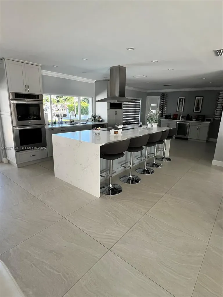 5510 Bayview Drive Fort Lauderdale FL 33308
