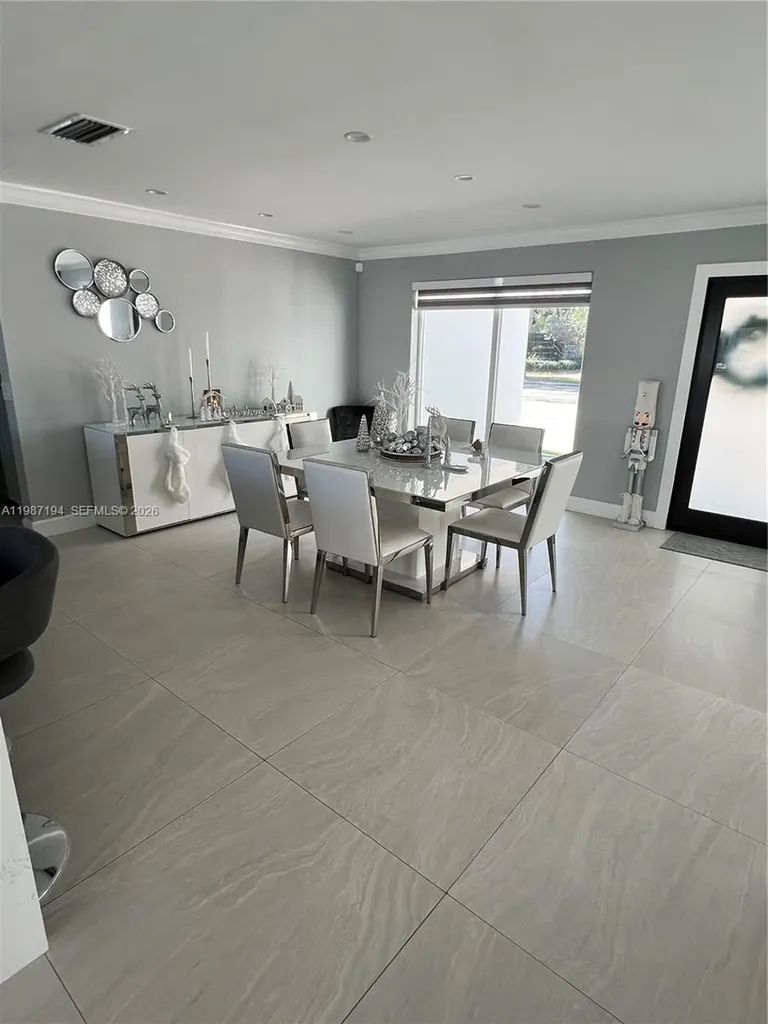 5510 Bayview Drive Fort Lauderdale FL 33308