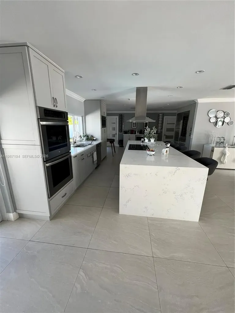 5510 Bayview Drive Fort Lauderdale FL 33308