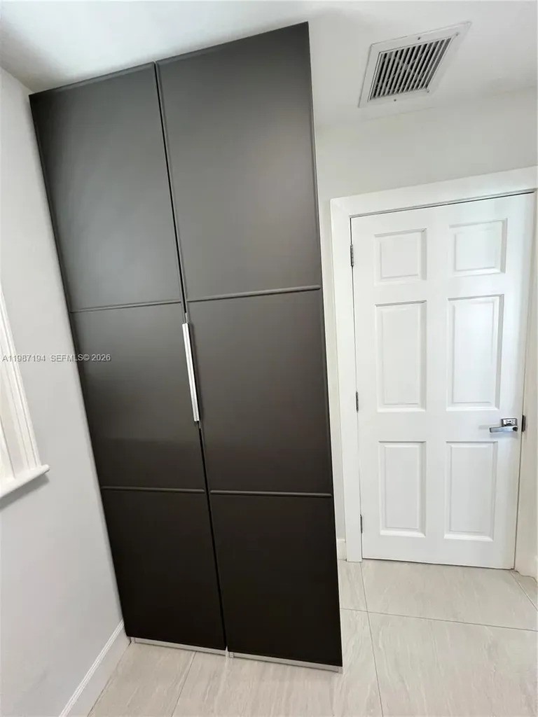 5510 Bayview Drive Fort Lauderdale FL 33308