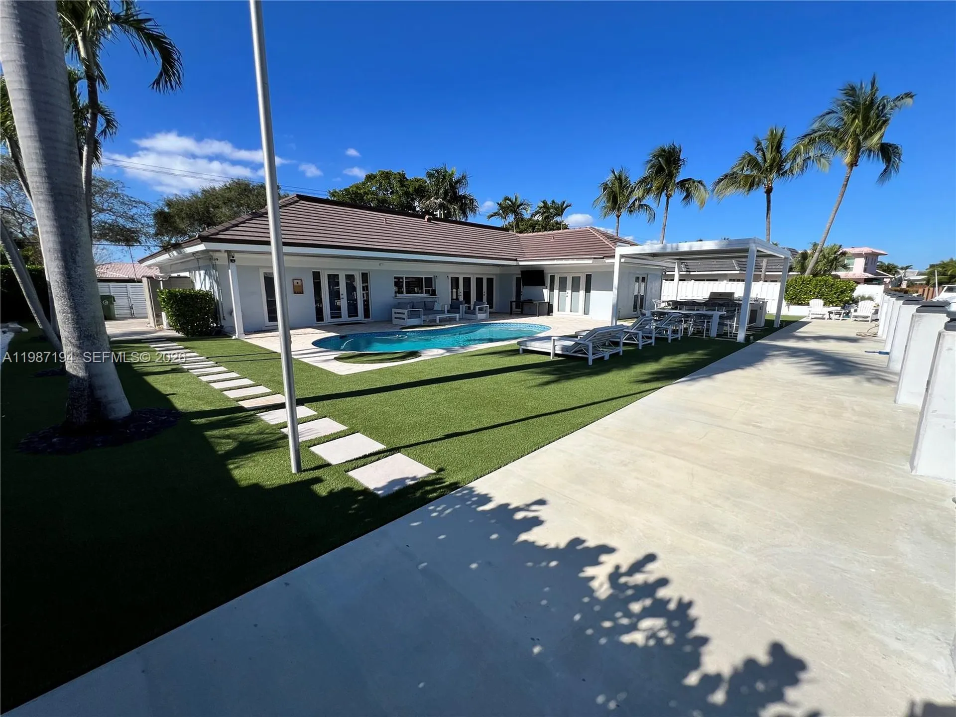 5510 Bayview Drive Fort Lauderdale FL 33308
