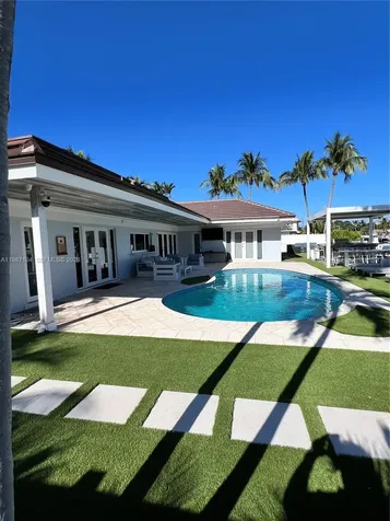 5510 Bayview Drive Fort Lauderdale FL 33308