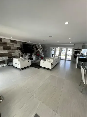 5510 Bayview Drive Fort Lauderdale FL 33308