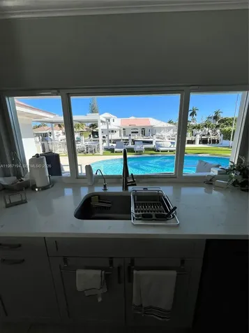 5510 Bayview Drive Fort Lauderdale FL 33308