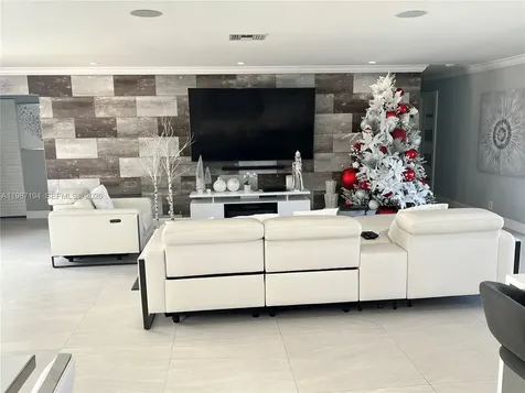 5510 Bayview Drive Fort Lauderdale FL 33308