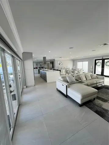 5510 Bayview Drive Fort Lauderdale FL 33308