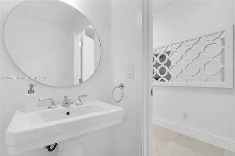 1500 Ocean Drive Miami Beach FL 33139
