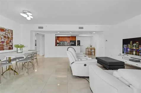 1500 Ocean Drive Miami Beach FL 33139