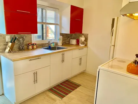 2 NE 45th Street Miami FL 33137