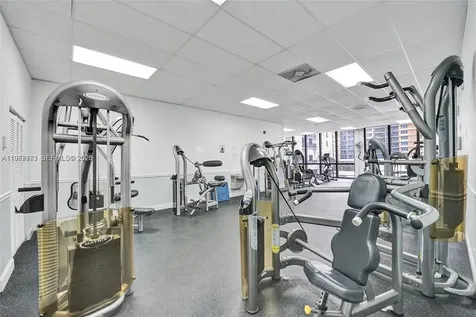2401 S Ocean Drive Hollywood FL 33019