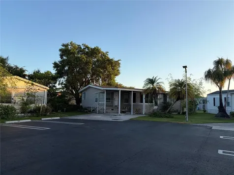 35303 SW 180th Avenue Homestead FL 33034