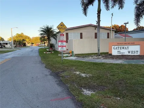 35303 SW 180th Avenue Homestead FL 33034