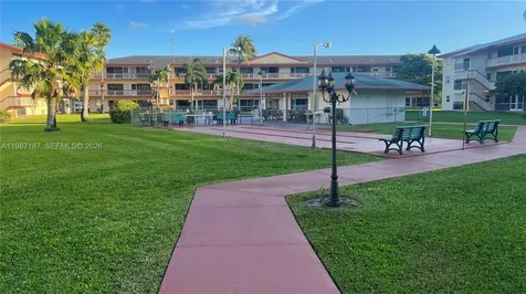 5300 Washington Street Hollywood FL 33021
