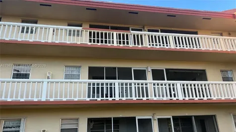 5300 Washington Street Hollywood FL 33021