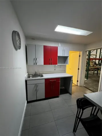 8221 NW 30th Terrace Doral FL 33198