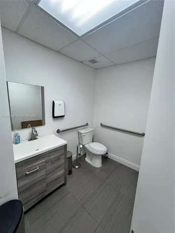 8221 NW 30th Terrace Doral FL 33198