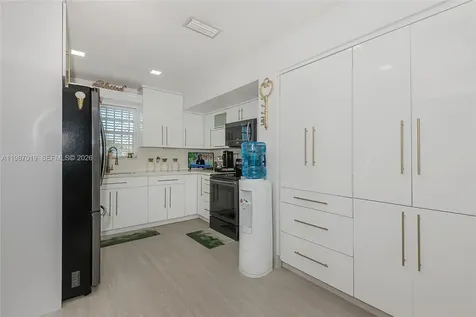 7171 Sheridan Street Hollywood FL 33024