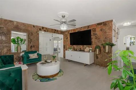7171 Sheridan Street Hollywood FL 33024