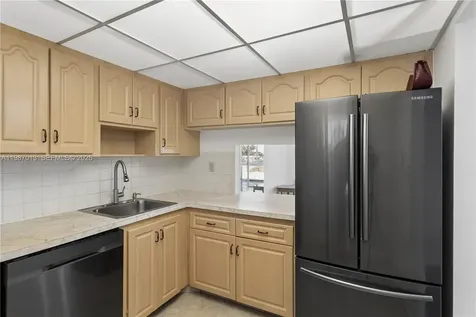 7887 Golf Circle Drive Margate FL 33063