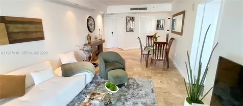 170 SE 14th Street Miami FL 33131