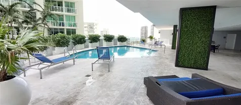 170 SE 14th Street Miami FL 33131