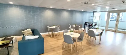170 SE 14th Street Miami FL 33131