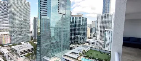 170 SE 14th Street Miami FL 33131
