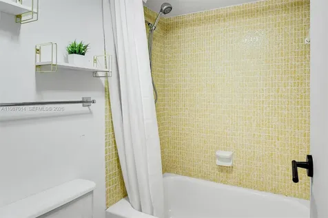 100 Bayview Drive Sunny Isles Beach FL 33160