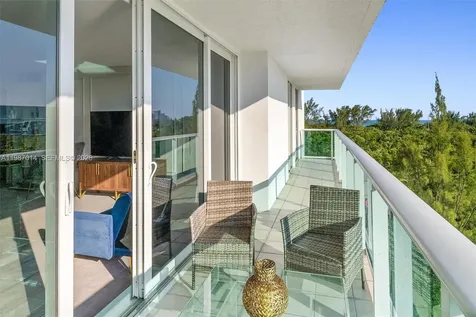 100 Bayview Drive Sunny Isles Beach FL 33160