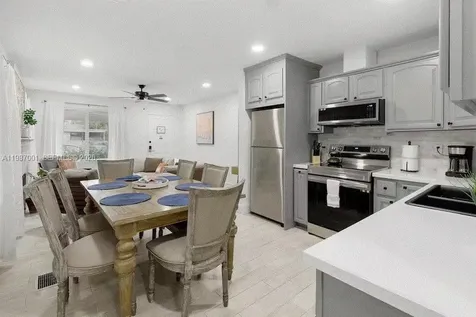 1608 NE 34th Street Oakland Park FL 33334