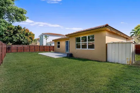 2014 NE 38th Road Homestead FL 33033