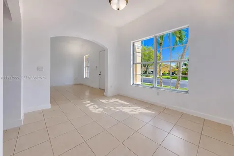 2014 NE 38th Road Homestead FL 33033