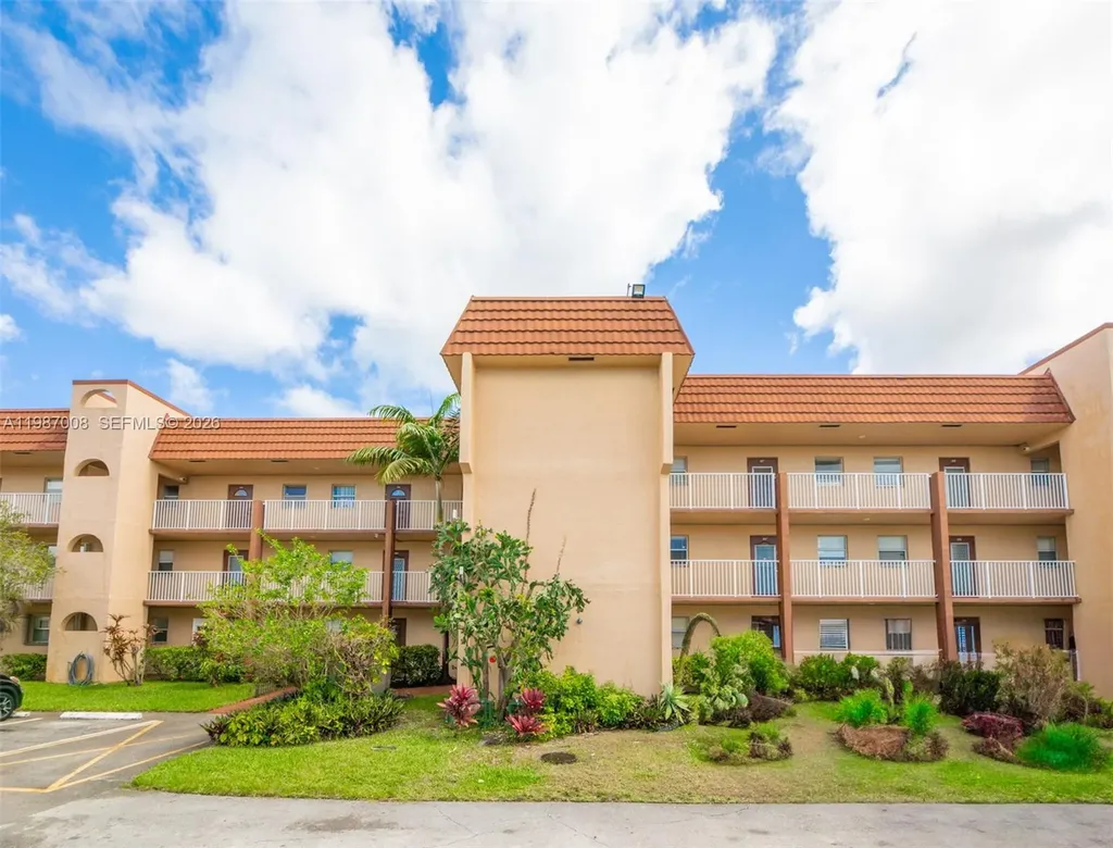 8951 Sunrise Lakes Boulevard Sunrise FL 33322
