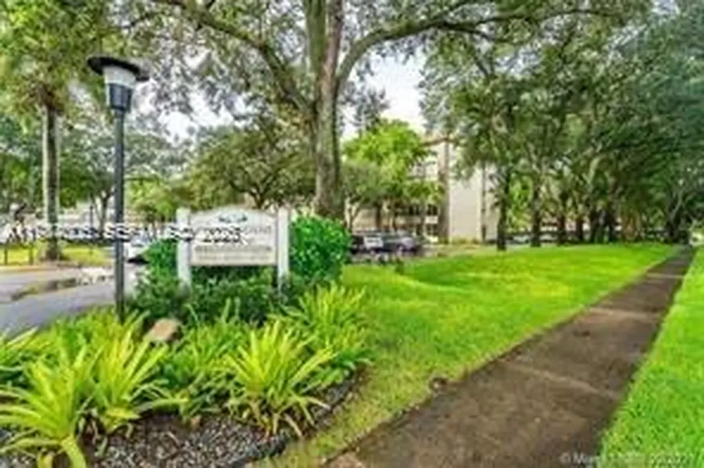 6700 Cypress Road Plantation FL 33317