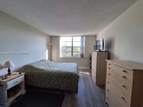 6700 Cypress Road Plantation FL 33317