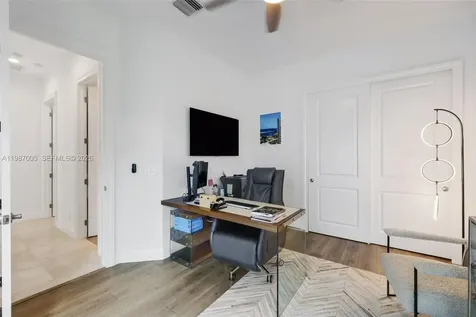 2751 NW 70th Boulevard Boca Raton FL 33496