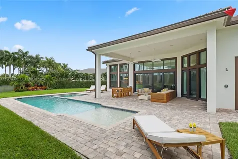 2751 NW 70th Boulevard Boca Raton FL 33496