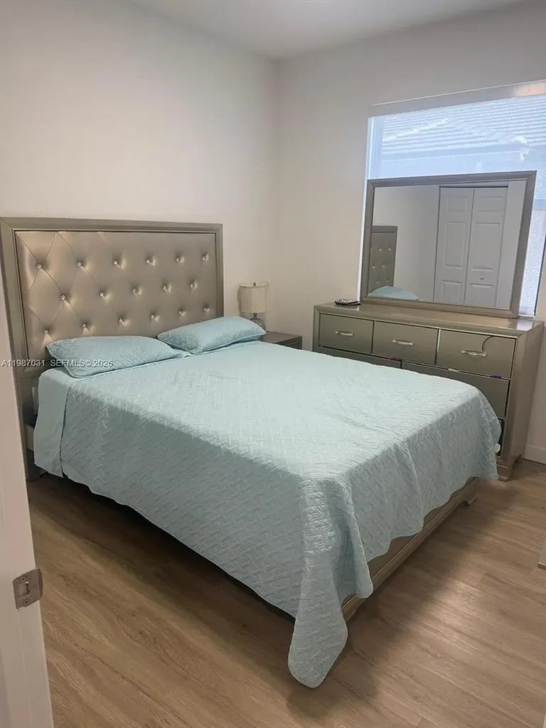 522 SW 19th Way Fort Lauderdale FL 33312