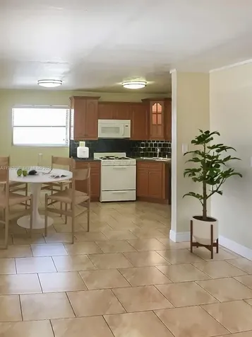 4250 SW 67th Avenue Miami FL 33155