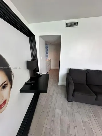 1100 West Avenue Miami Beach FL 33139